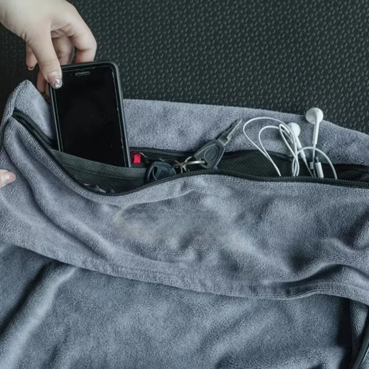 Blinqo Hooded Gym Towel