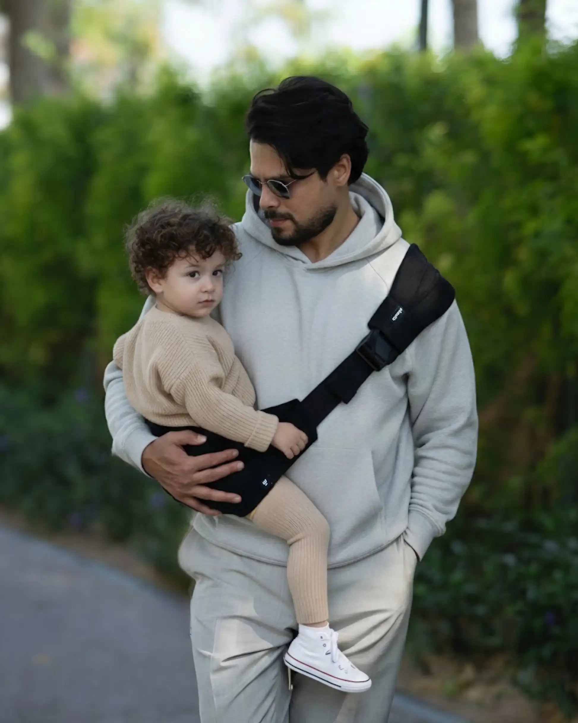 MomSwing Baby Carrier