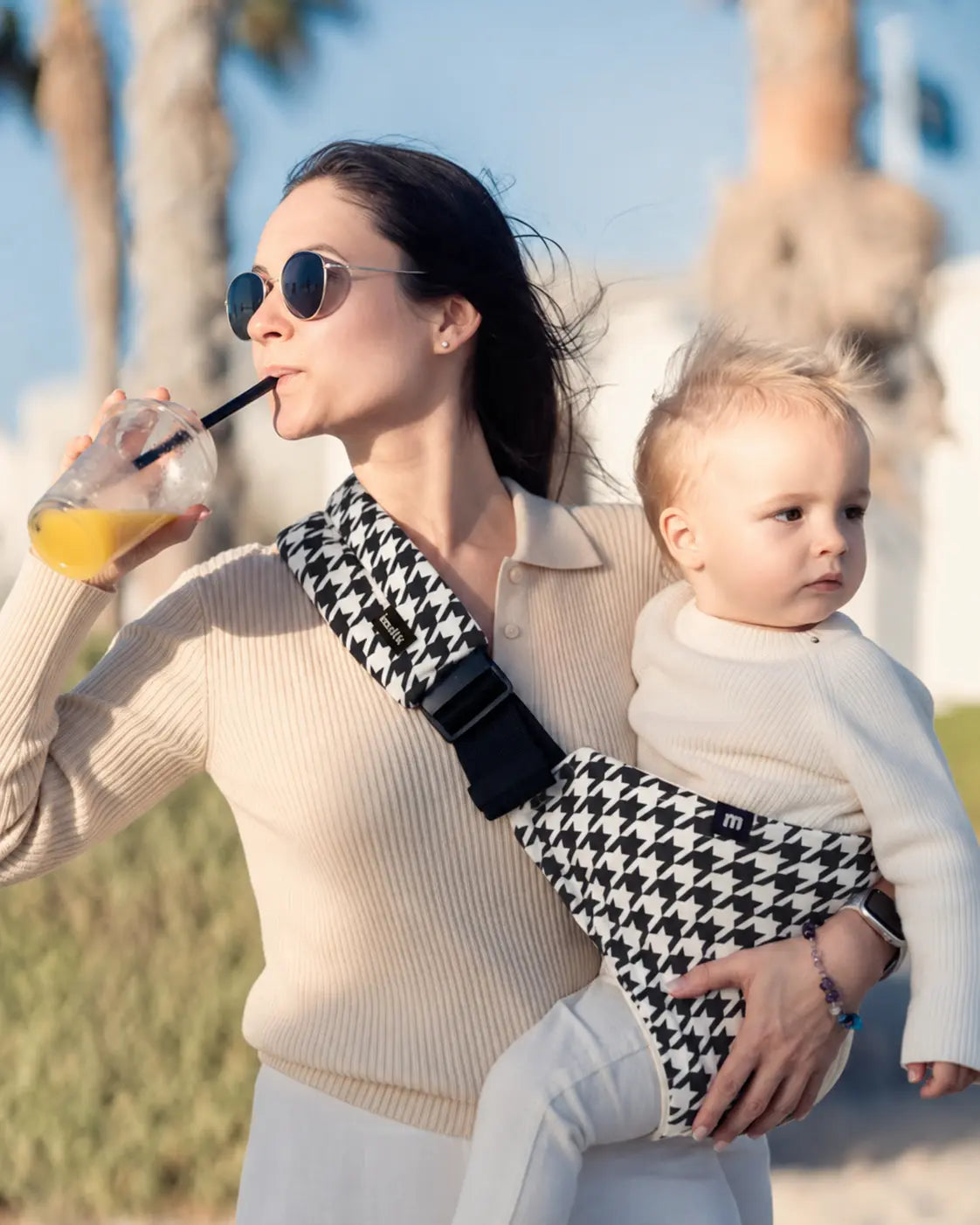 MomSwing Baby Carrier